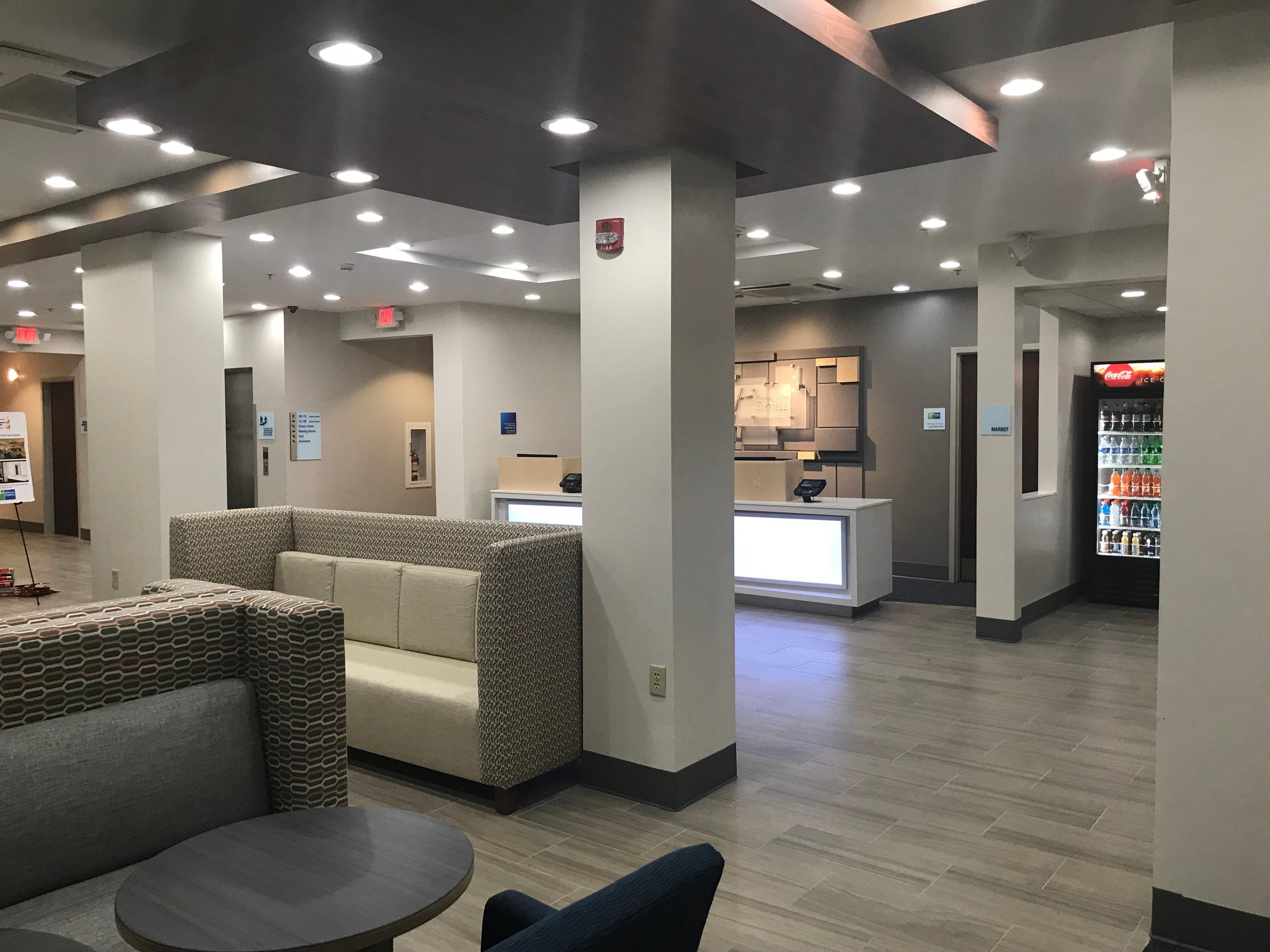 Holiday Inn Express Hotel & Suites Canton By Ihg Eksteriør billede