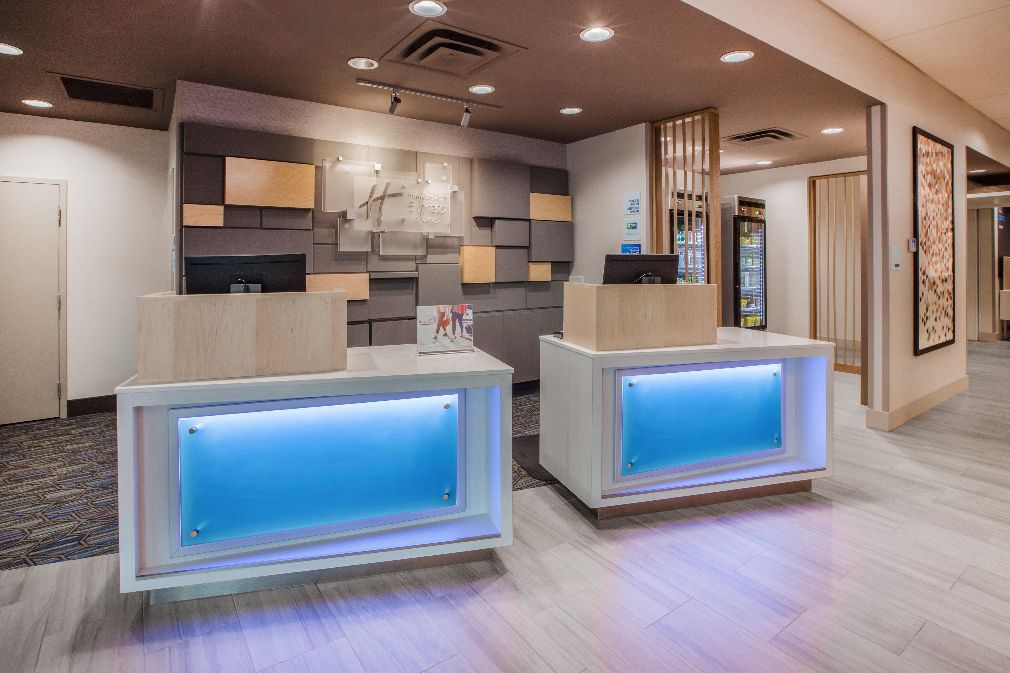 Holiday Inn Express Hotel & Suites Canton By Ihg Eksteriør billede