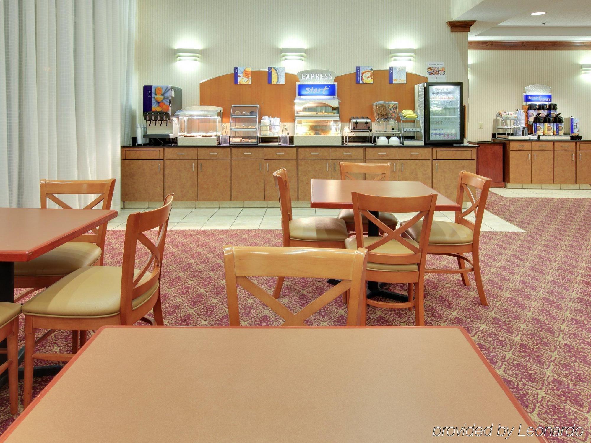 Holiday Inn Express Hotel & Suites Canton By Ihg Restaurant billede
