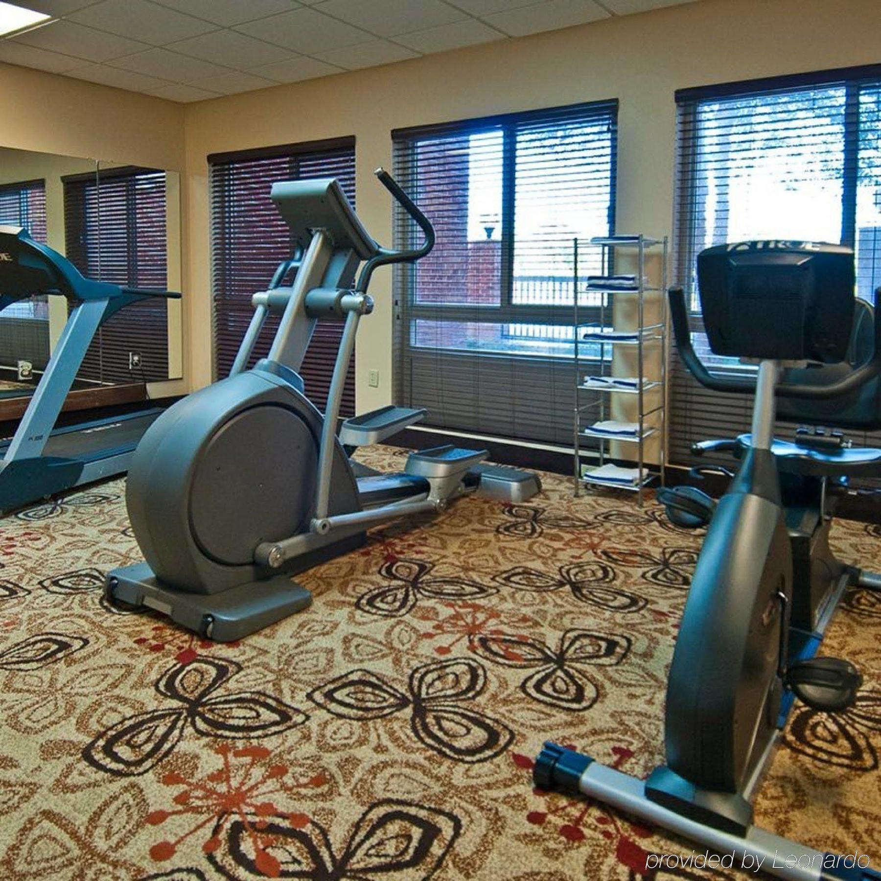 Holiday Inn Express Hotel & Suites Canton By Ihg Eksteriør billede