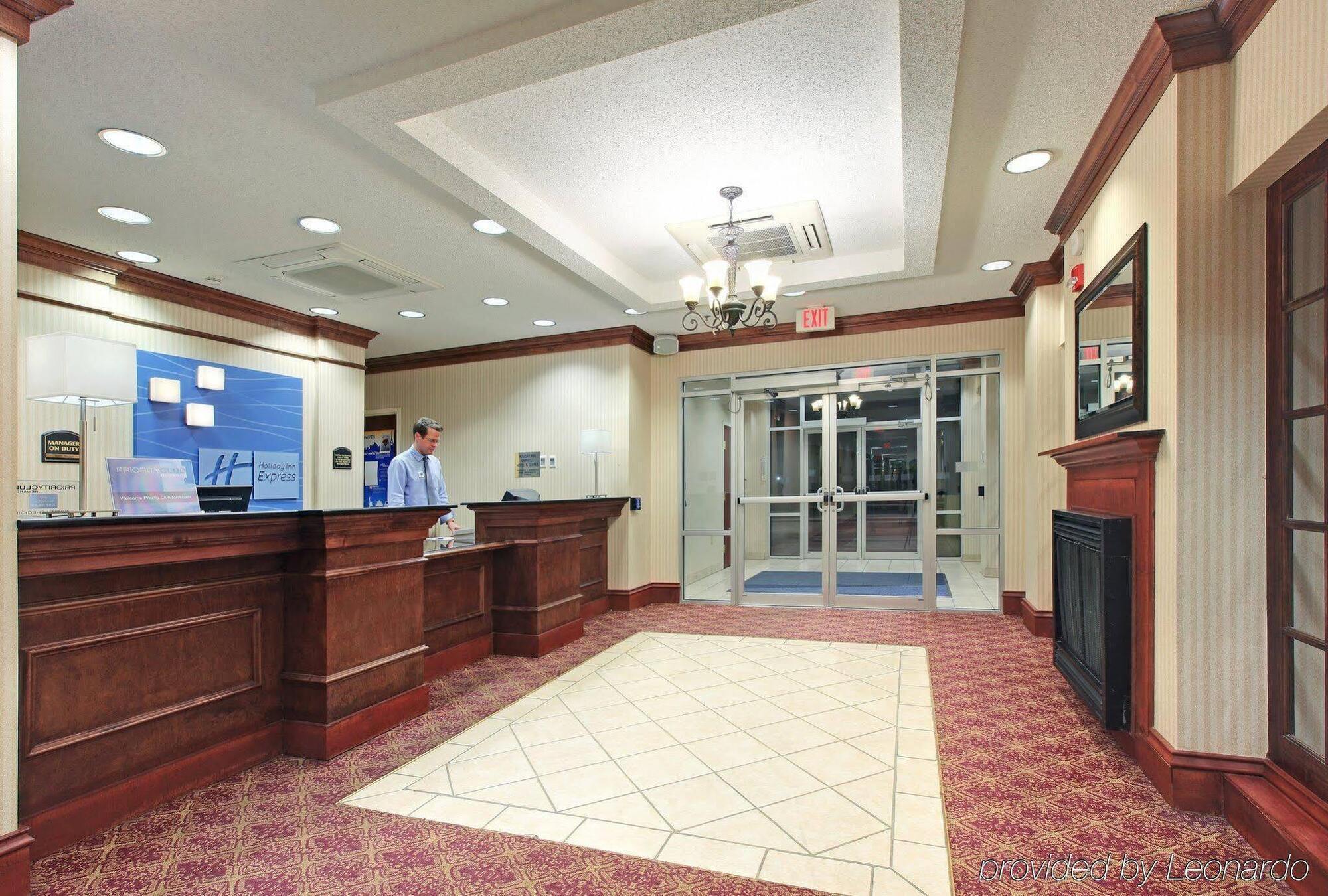 Holiday Inn Express Hotel & Suites Canton By Ihg Eksteriør billede